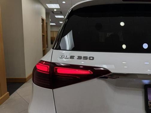 Polar White 2025 Mercedes-Benz GLE 350 Base