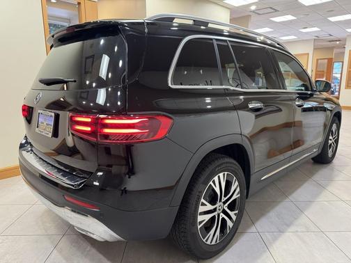 2026 Mercedes-Benz GLB 250 Base