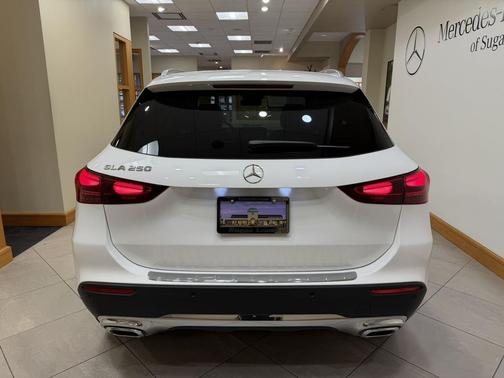 Polar White 2025 Mercedes-Benz GLA 250 4MATIC