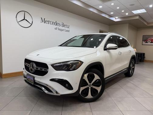 Polar White 2025 Mercedes-Benz GLA 250 4MATIC