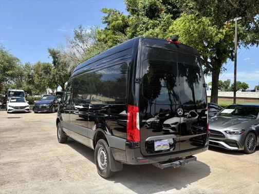 2025 Mercedes-Benz Sprinter 2500 Standard Roof