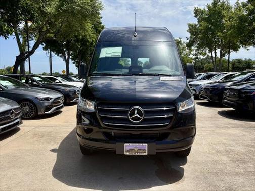 2025 Mercedes-Benz Sprinter 2500 Standard Roof