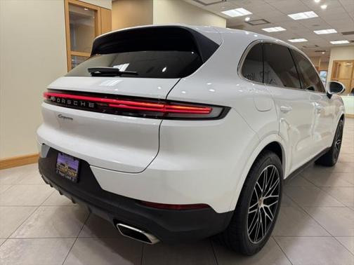2024 Porsche Cayenne