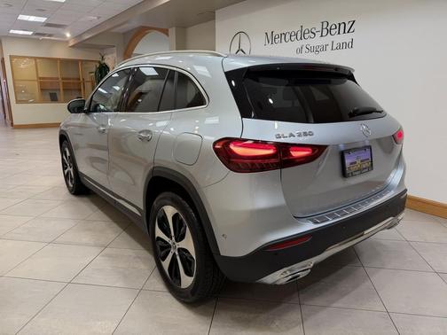 2025 Mercedes-Benz GLA 250 4MATIC