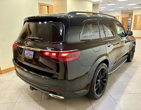Obsidian Black Metallic 2026 Mercedes-Benz GLS 580 4MATIC