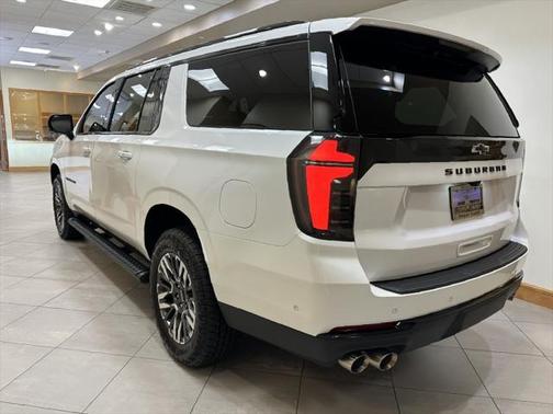 2025 Chevrolet Suburban 4WD Z71