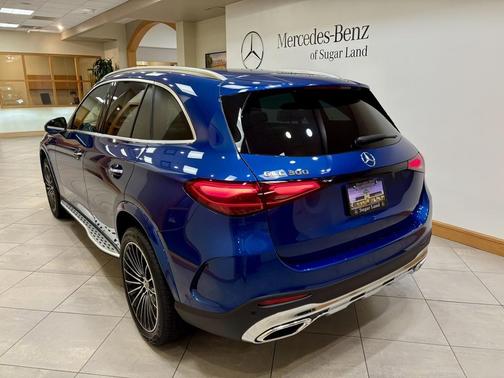 Starling Blue Metallic 2026 Mercedes-Benz GLC 300 Base