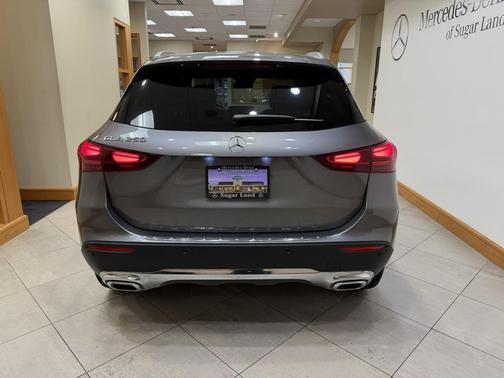 2025 Mercedes-Benz GLA 250 4MATIC