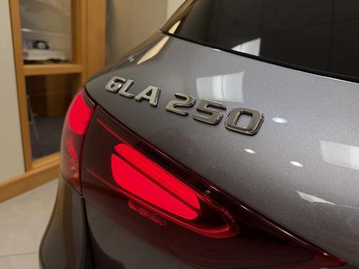 2025 Mercedes-Benz GLA 250 4MATIC