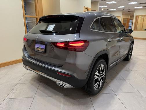 2025 Mercedes-Benz GLA 250 4MATIC