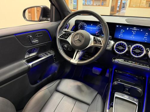 Night Black 2025 Mercedes-Benz GLB 250 Base