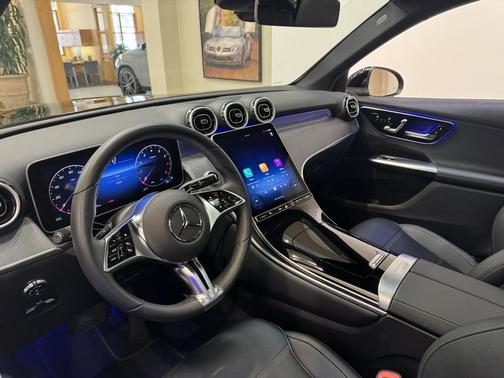 2025 Mercedes-Benz GLC 300 Base