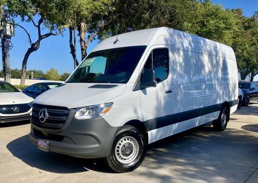 2025 Mercedes-Benz Sprinter 2500 High Roof