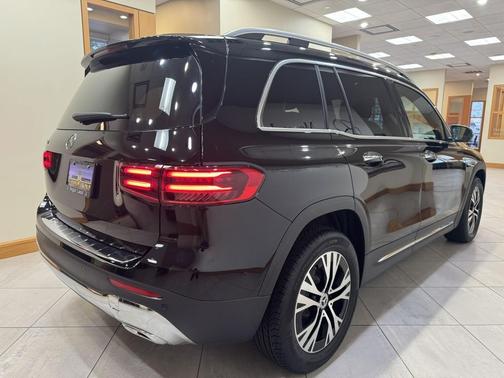 2025 Mercedes-Benz GLB 250 Base