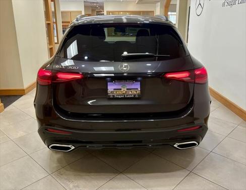2025 Mercedes-Benz GLC 300 Base