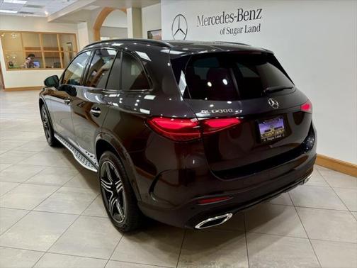 2025 Mercedes-Benz GLC 300 Base