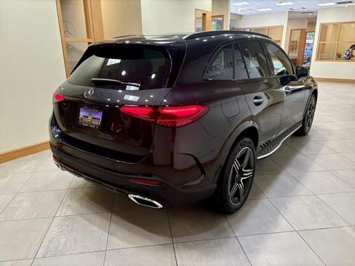 2025 Mercedes-Benz GLC 300 Base