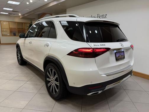 Polar White 2026 Mercedes-Benz GLE 350 Base