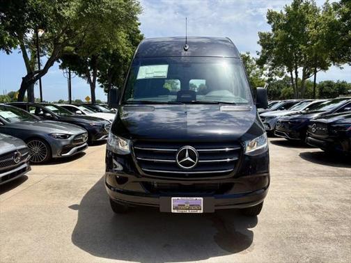 2025 Mercedes-Benz Sprinter 2500 Standard Roof