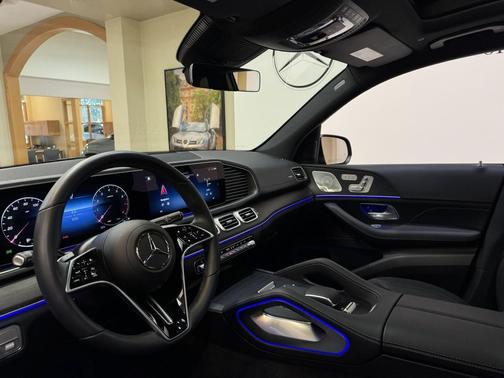 Obsidian Black Metallic 2025 Mercedes-Benz GLS 450 4MATIC