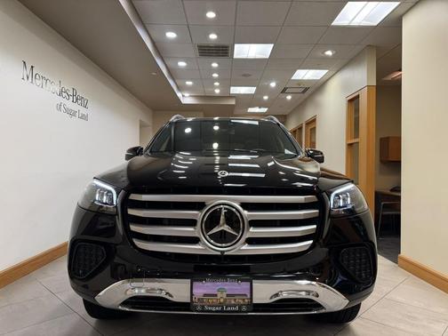 Obsidian Black Metallic 2025 Mercedes-Benz GLS 450 4MATIC