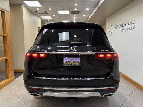 Obsidian Black Metallic 2025 Mercedes-Benz GLS 450 4MATIC