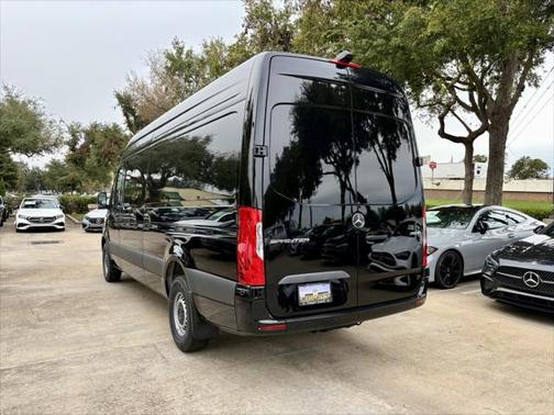 2025 Mercedes-Benz Sprinter 2500 High Roof