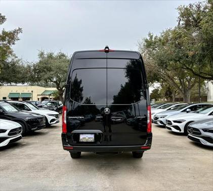 2025 Mercedes-Benz Sprinter 2500 High Roof