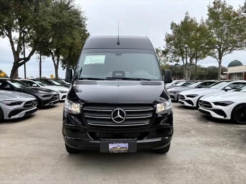 2025 Mercedes-Benz Sprinter 2500 High Roof
