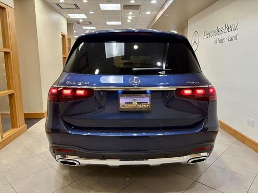 2026 Mercedes-Benz GLS 450 4MATIC
