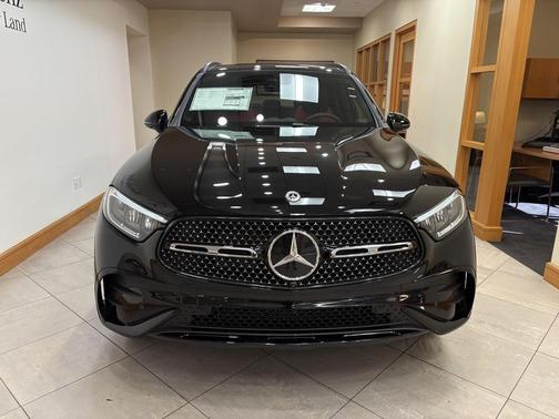 Black 2026 Mercedes-Benz GLC 300 Base