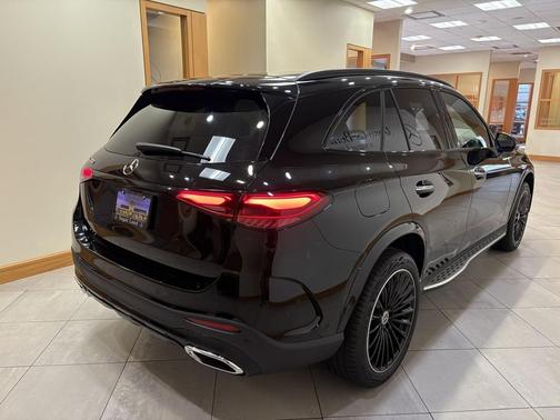 Black 2026 Mercedes-Benz GLC 300 Base