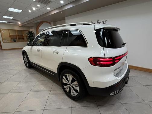 2024 Mercedes-Benz EQB 250 Base