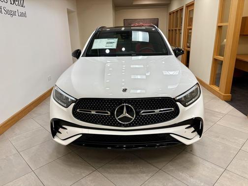 2026 Mercedes-Benz GLC 300 Base