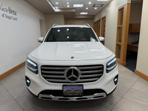 Polar White 2025 Mercedes-Benz GLB 250 Base
