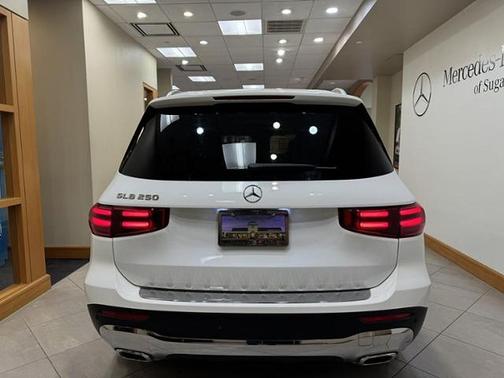 Polar White 2025 Mercedes-Benz GLB 250 Base