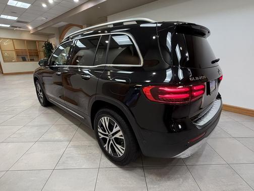 2024 Mercedes-Benz GLB 250 Base