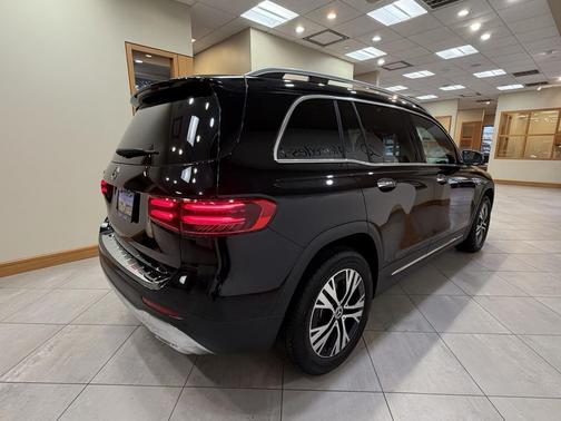 2024 Mercedes-Benz GLB 250 Base