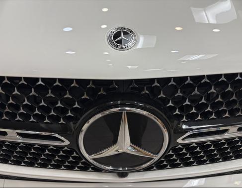 Polar White 2026 Mercedes-Benz GLE 450 4MATIC