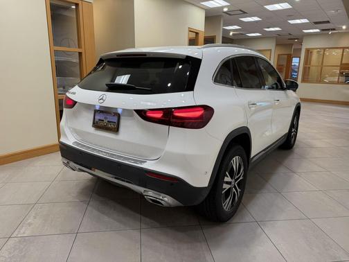 2025 Mercedes-Benz GLA 250 4MATIC