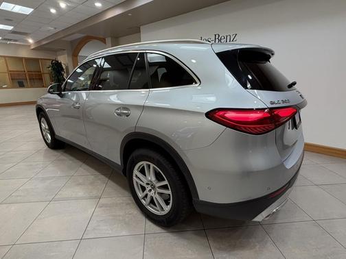 2024 Mercedes-Benz GLC 300 Base