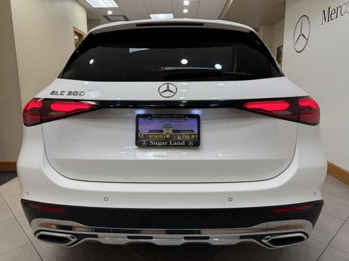 2025 Mercedes-Benz GLC 300 Base