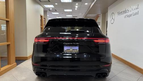 2021 Porsche Cayenne Turbo