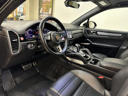 2021 Porsche Cayenne Turbo