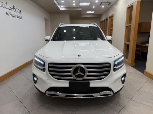 Polar White 2025 Mercedes-Benz GLB 250 Base