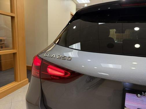 2026 Mercedes-Benz GLA 250 4MATIC