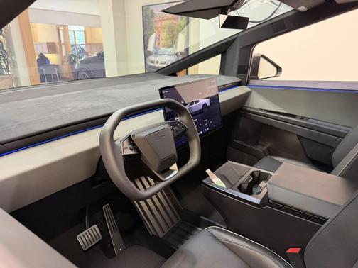 2024 Tesla Cybertruck Cyberbeast