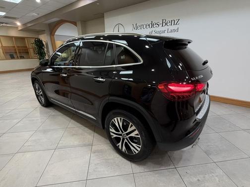 2025 Mercedes-Benz GLA 250 4MATIC