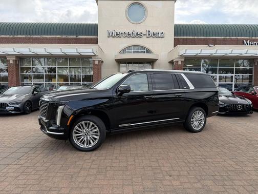 2025 Cadillac Escalade ESV Premium Luxury