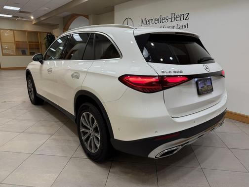 2024 Mercedes-Benz GLC 300 Base